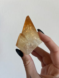 Load image into Gallery viewer, Elmwood Calcite gem quality
