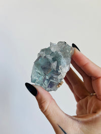 Load image into Gallery viewer, Yaogangxian Fluorite with Quartz
