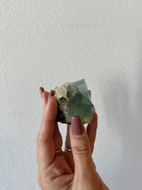 Load image into Gallery viewer, Bladed Calcite and Fluorite twin from Yaogangxian
