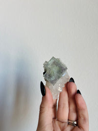 Load image into Gallery viewer, Fluorite and quartz - Zhejiang
