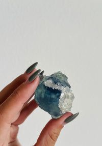 Load image into Gallery viewer, Fujian fluorite with calcite
