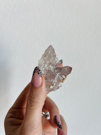 Load image into Gallery viewer, Jinlong Quartz with Hematite
