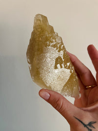 Load image into Gallery viewer, Calcite Point from Sweetwater Mine
