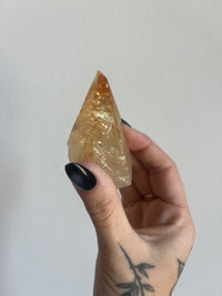 Load image into Gallery viewer, Elmwood Calcite gem quality
