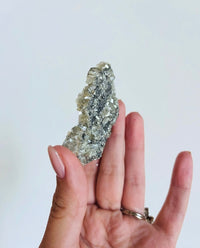 Load image into Gallery viewer, Aquamarine on Mica
