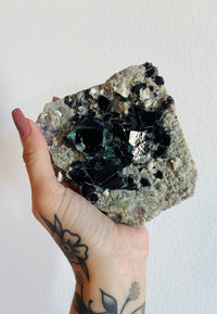 Load image into Gallery viewer, Yindu Fluorite on Matrix
